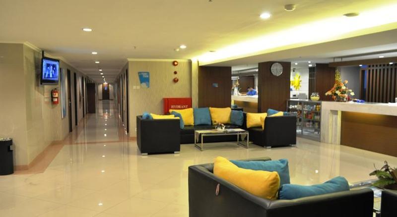 Everyday Smart Hotel - Malang Esterno foto