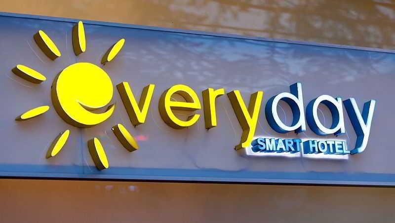 Everyday Smart Hotel - Malang Esterno foto