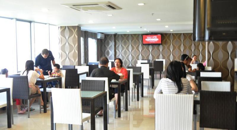 Everyday Smart Hotel - Malang Esterno foto